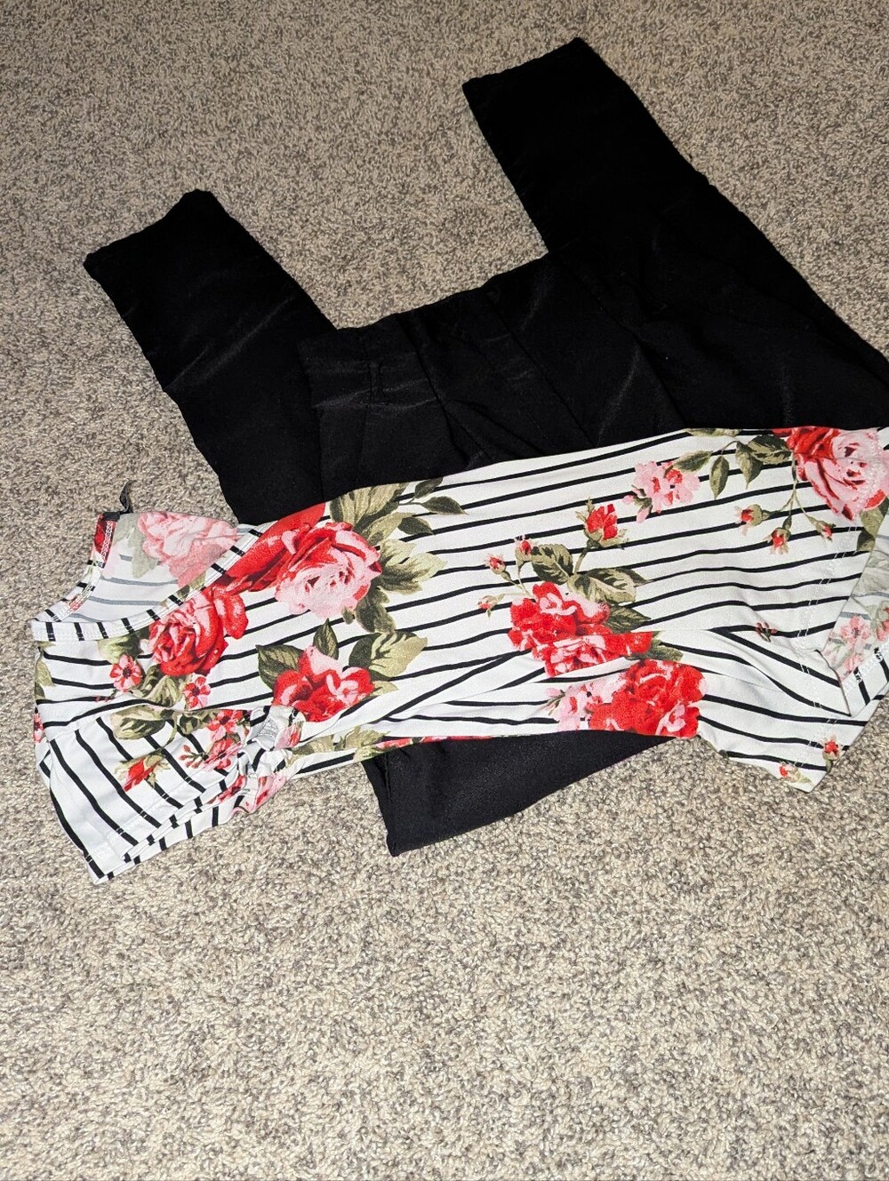 Windsor Black High Waist Pants Size Small & Rue 21 Stripe Roses Size XS Tee